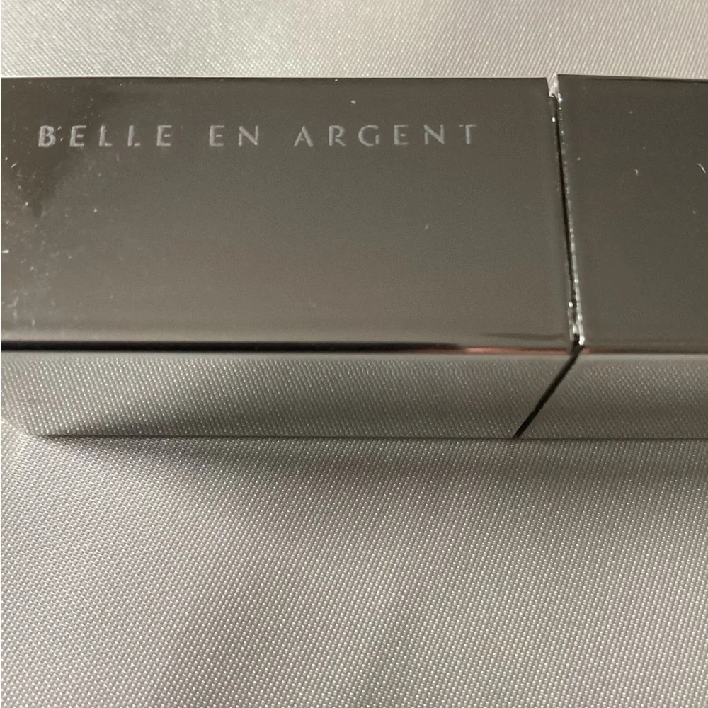 Belle En Argent‎ lipstick